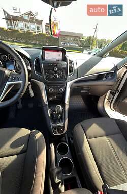 Мікровен Opel Zafira 2015 в Чернівцях
