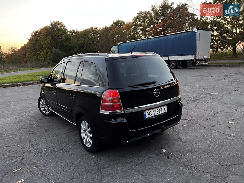 Мінівен Opel Zafira 2006 в Володимирі