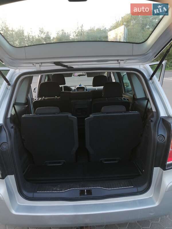 Минивэн Opel Zafira 2007 в Луцке фото 9 Минивэн Opel Zafira 2007 в Луцке