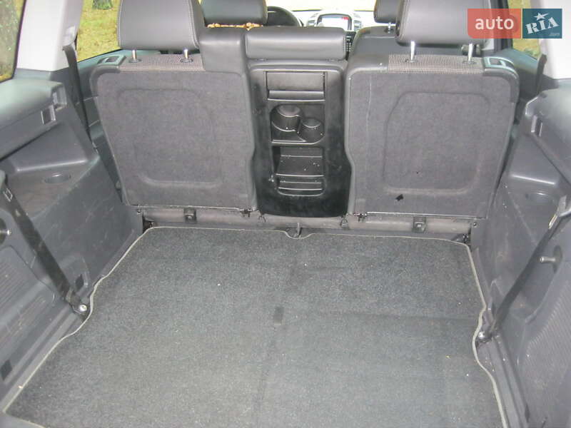 Минивэн Opel Zafira 2008 в Бородянке