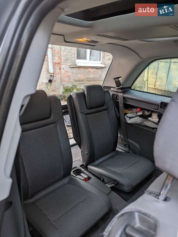 Минивэн Opel Zafira 2010 в Полтаве
