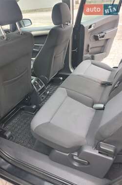 Минивэн Opel Zafira 2008 в 