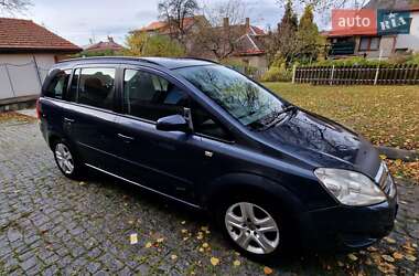Минивэн Opel Zafira 2008 в 