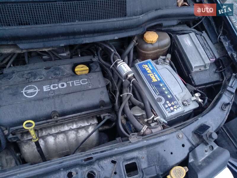 Мінівен Opel Zafira 2010 в Полтаві