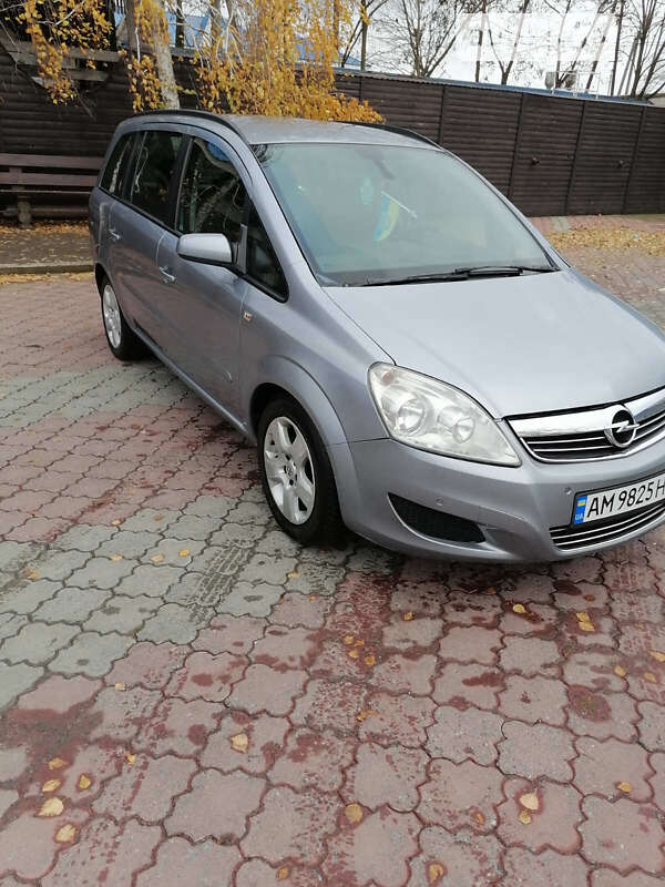 Минивэн Opel Zafira 2009 в Бердичеве