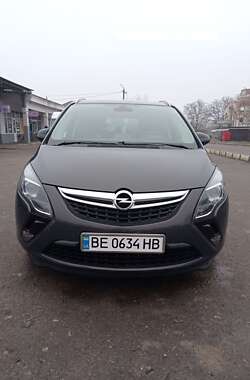 Мікровен Opel Zafira 2014 в Новій Одесі