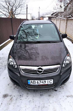 Минивэн Opel Zafira 2013 в Виннице