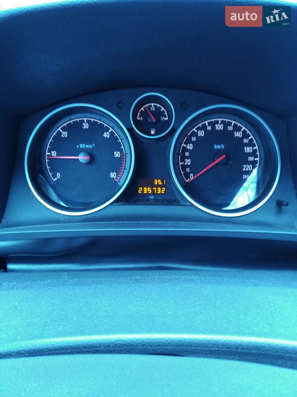 Минивэн Opel Zafira 2013 в Виннице фото 11 Минивэн Opel Zafira 2013 в Виннице