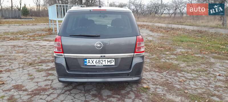 Минивэн Opel Zafira 2009 в Харькове фото 5 Минивэн Opel Zafira 2009 в Харькове