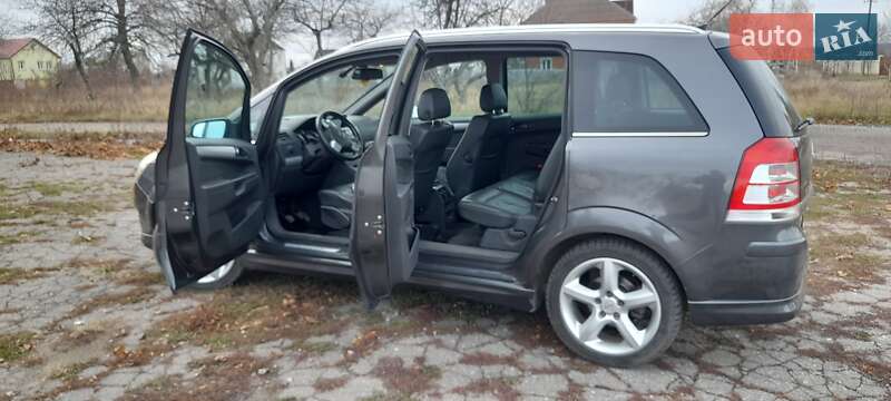 Минивэн Opel Zafira 2009 в Харькове фото 6 Минивэн Opel Zafira 2009 в Харькове