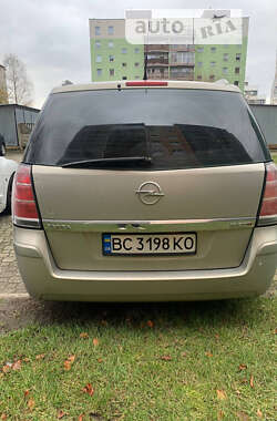 Мінівен Opel Zafira 2005 в Дрогобичі