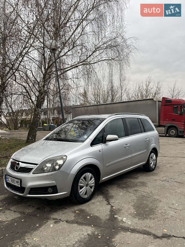 Opel Zafira 2005