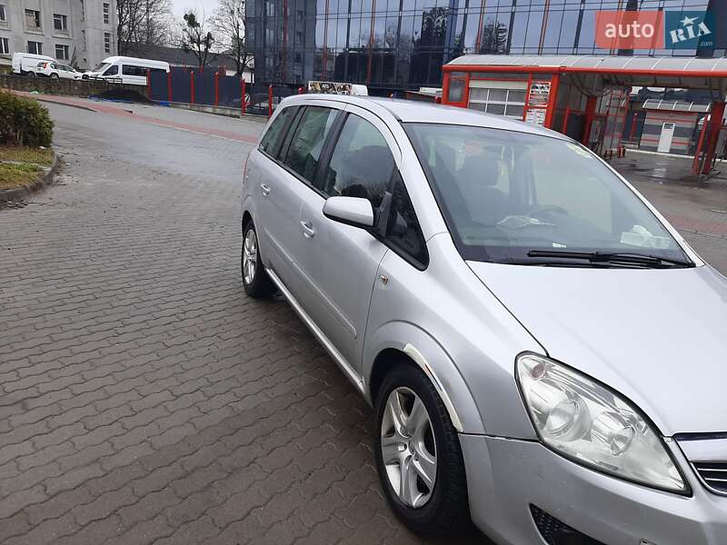 Мінівен Opel Zafira 2009 в Львові фото 4 Мінівен Opel Zafira 2009 в Львові