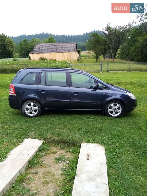 Opel Zafira 2009