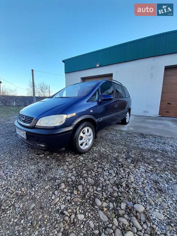 Мінівен Opel Zafira 2000 в Калуші