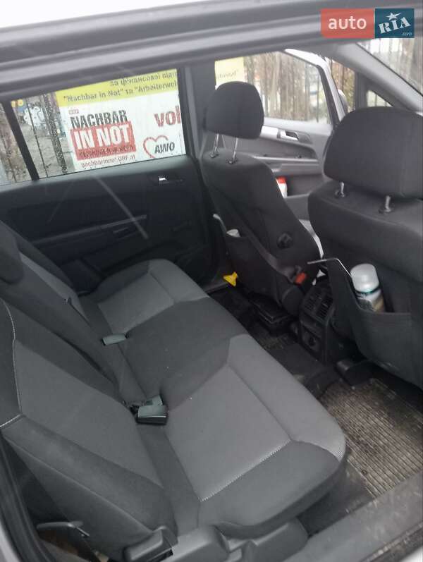 Мінівен Opel Zafira 2011 в Ірпені