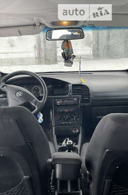 Минивэн Opel Zafira 2004 в 