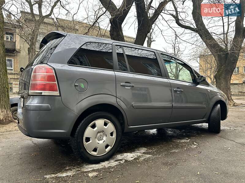 Мінівен Opel Zafira 2006 в Одесі