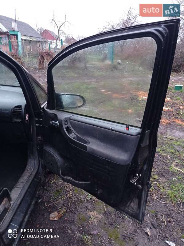 Мінівен Opel Zafira 1999 в Чуднові