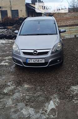 Opel Zafira 2007