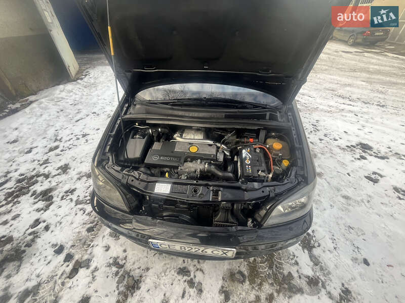 Минивэн Opel Zafira 2005 в Черновцах
