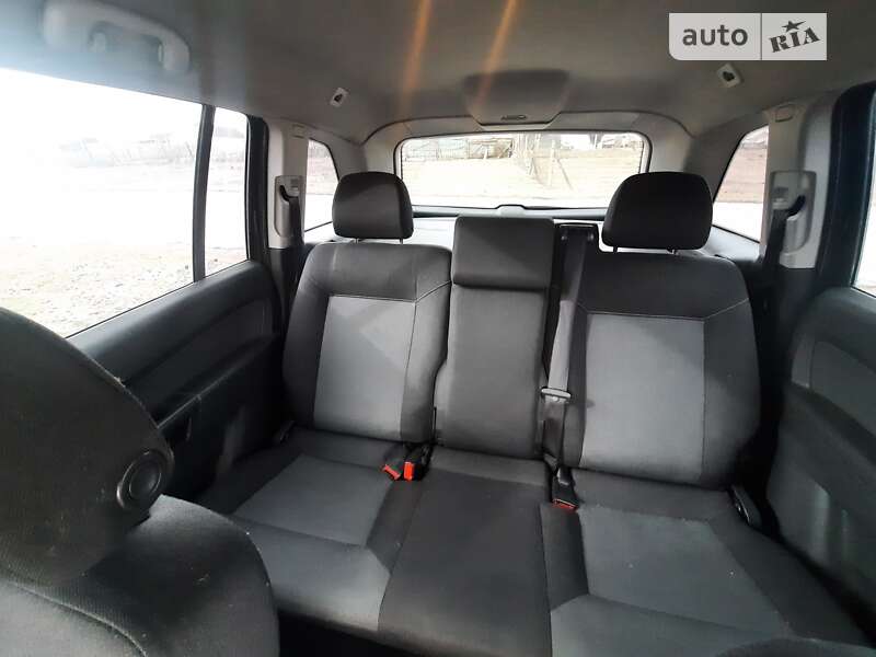 Минивэн Opel Zafira 2006 в Николаеве