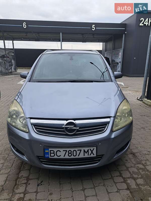 Opel Zafira 2008