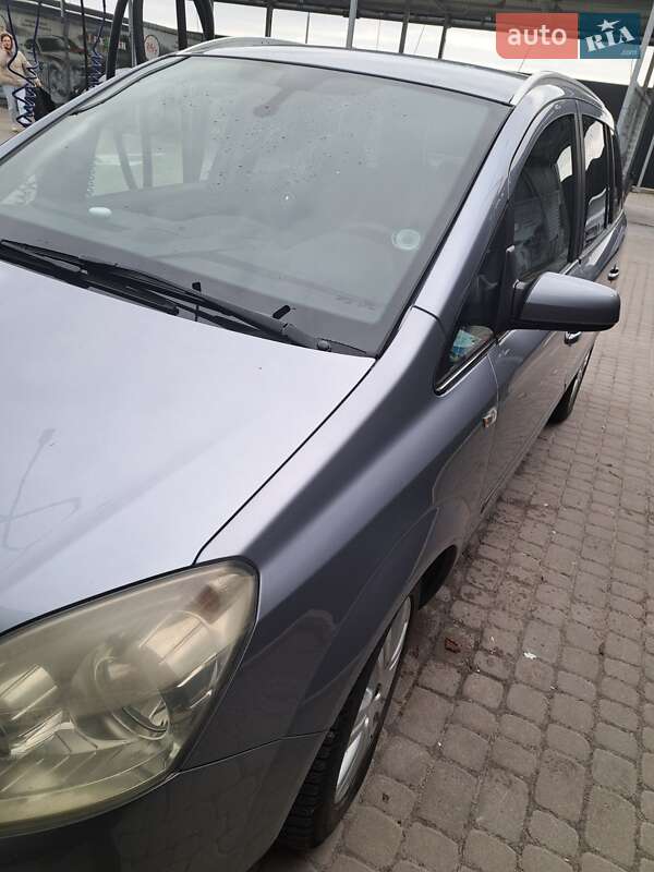Минивэн Opel Zafira 2008 в Львове