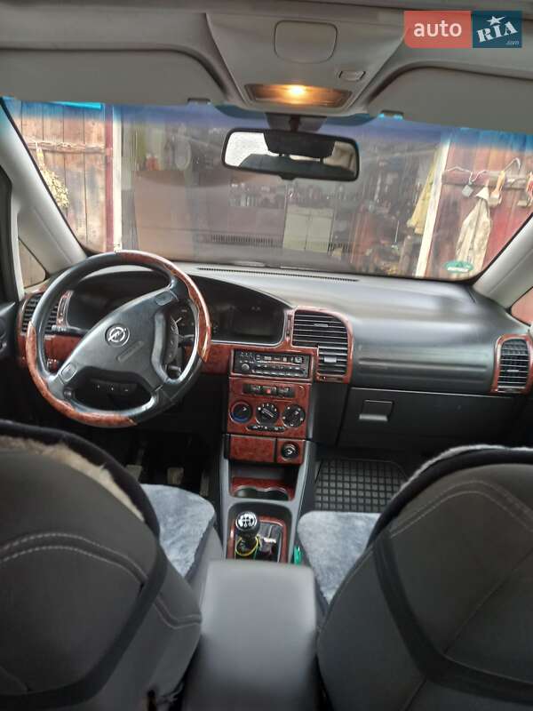 Мінівен Opel Zafira 2001 в Чернівцях фото 10 Мінівен Opel Zafira 2001 в Чернівцях