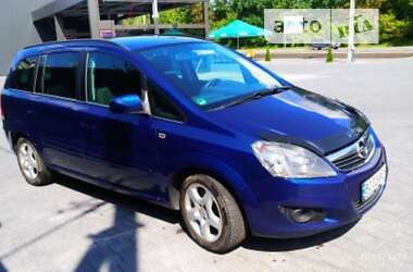 Минивэн Opel Zafira 2011 в Днепре