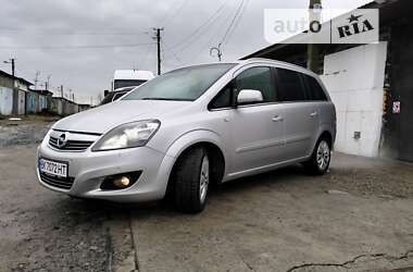 Минивэн Opel Zafira 2013 в Луцке