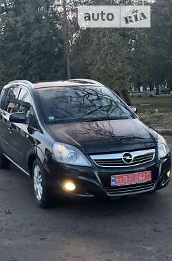 Opel Zafira 2012