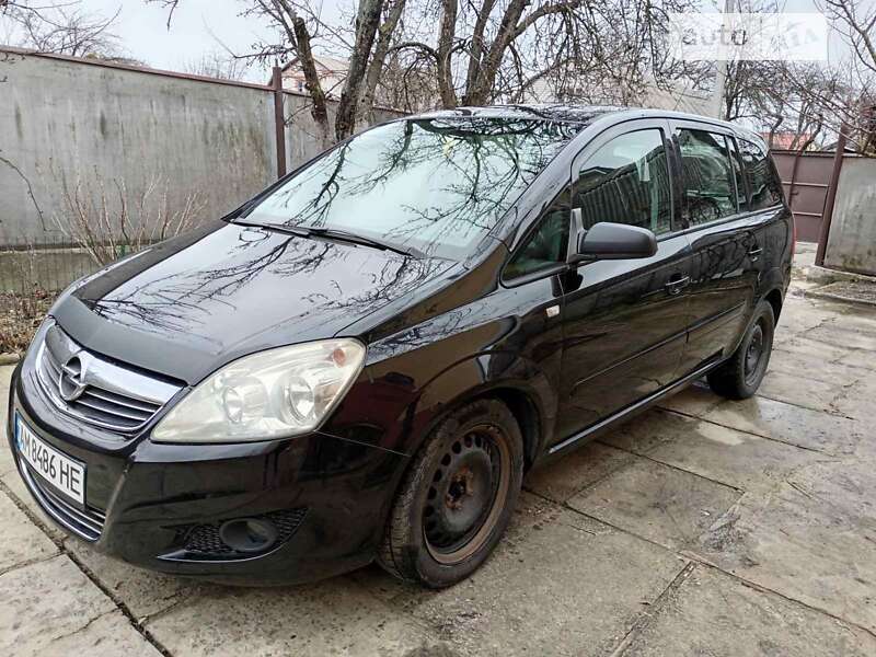 Минивэн Opel Zafira 2008 в Житомире