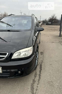 Мінівен Opel Zafira 2004 в Чернігові