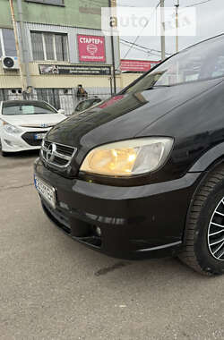 Минивэн Opel Zafira 2004 в Чернигове