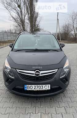 Opel Zafira 2014