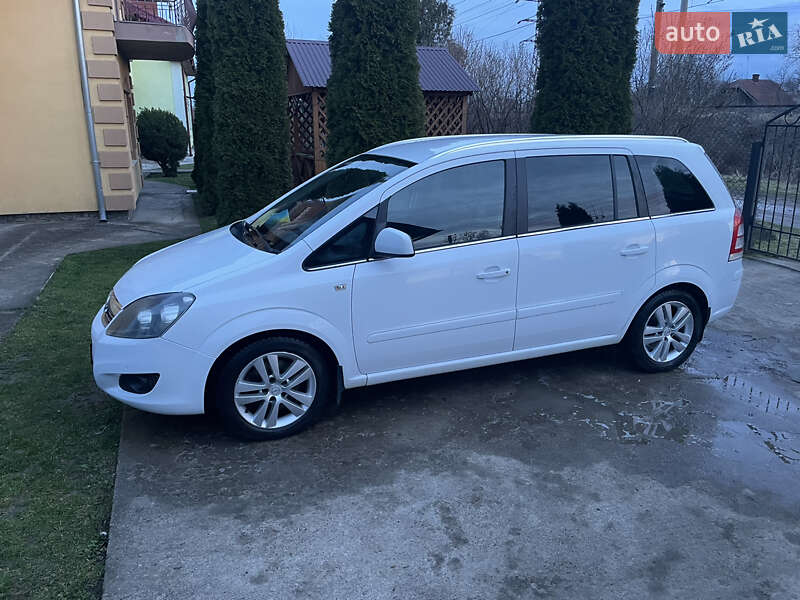 Opel Zafira 2009
