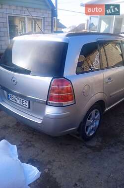 Минивэн Opel Zafira 2006 в Хмельнике