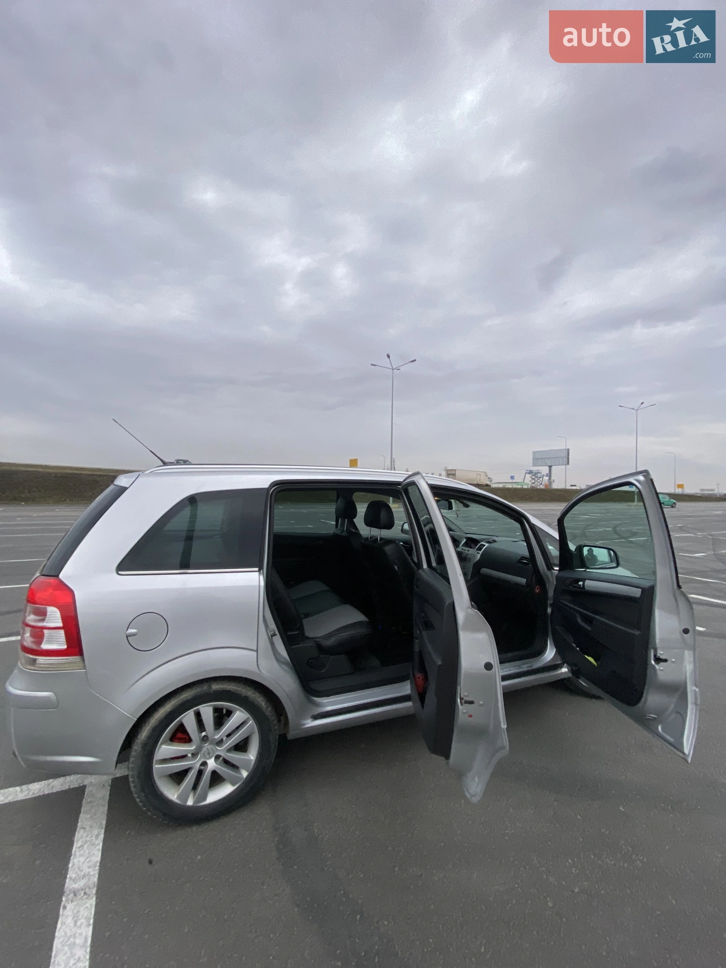 2010 Opel Zafira - мініатюра 8