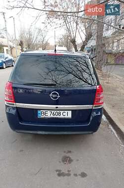 Минивэн Opel Zafira 2008 в 
