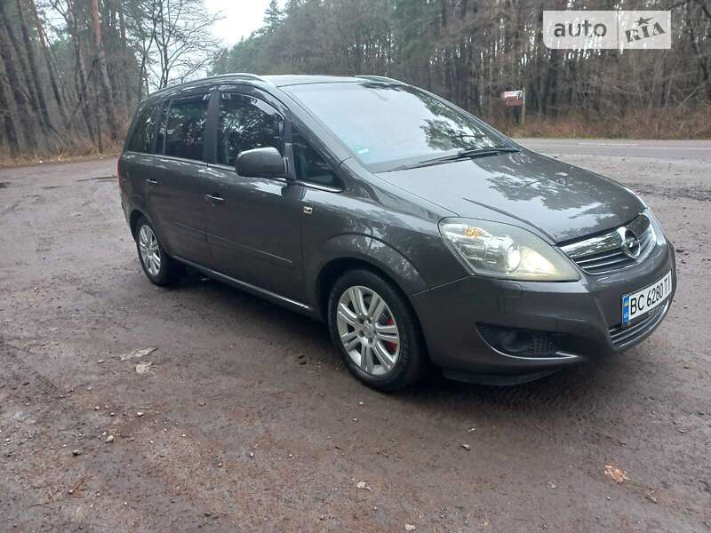 Мінівен Opel Zafira 2009 в Бродах