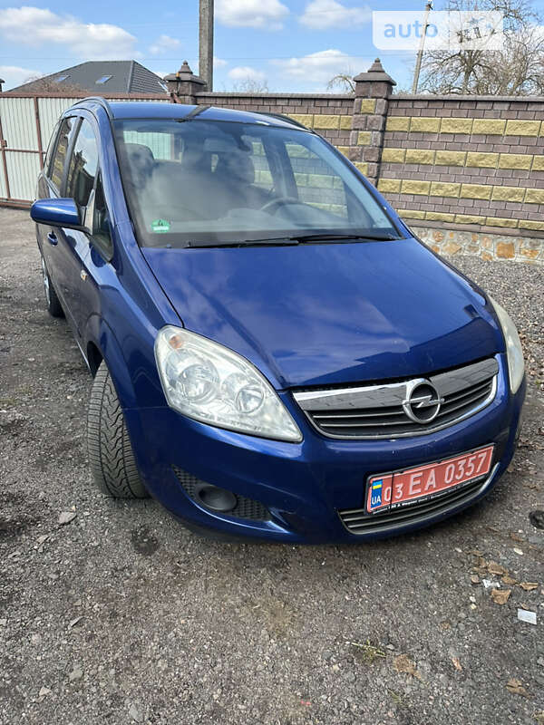 Мінівен Opel Zafira 2008 в Сарнах