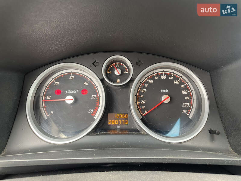 Мінівен Opel Zafira 2008 в Львові
