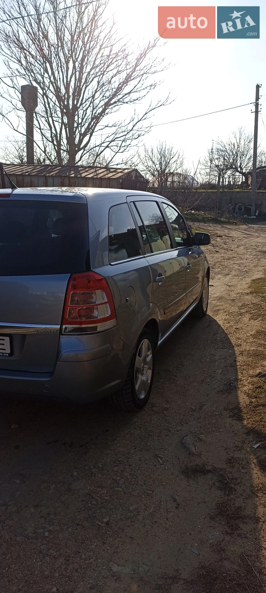 2010 Opel Zafira - мініатюра 2