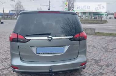 Микровэн Opel Zafira 2015 в Белой Церкви