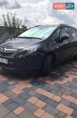 Opel Zafira 2014