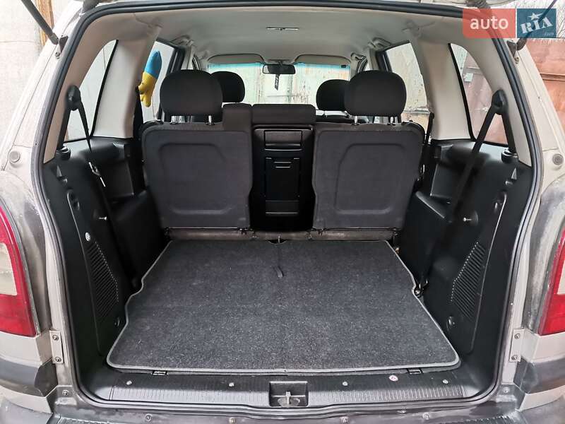 Мінівен Opel Zafira 2003 в Запоріжжі