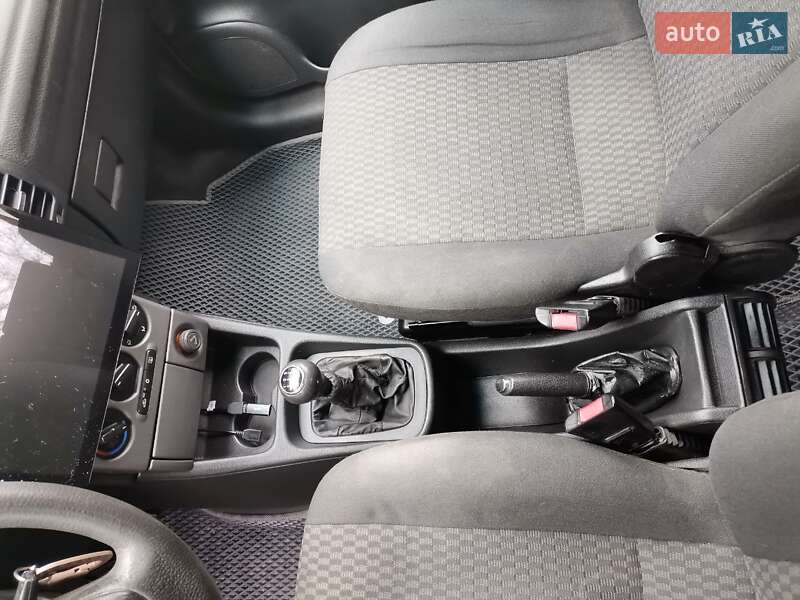 Мінівен Opel Zafira 2003 в Запоріжжі