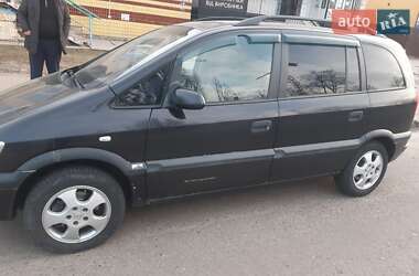 Минивэн Opel Zafira 2002 в Киеве