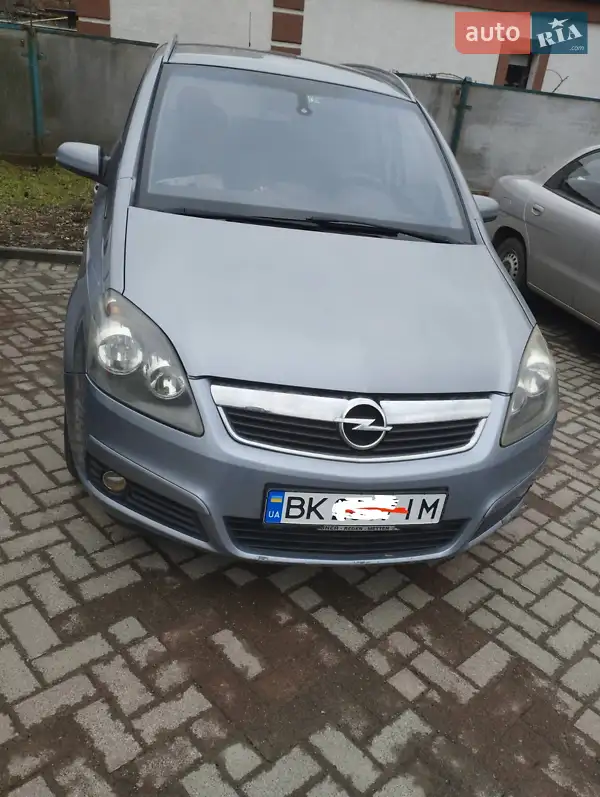 Opel Zafira
